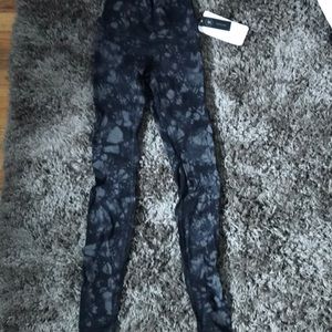 Lululemon Wunder Under leggings